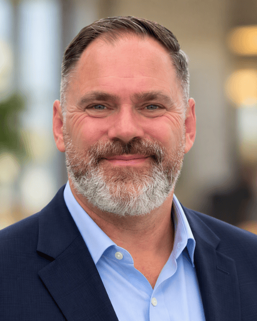 Chris Karnes headshot