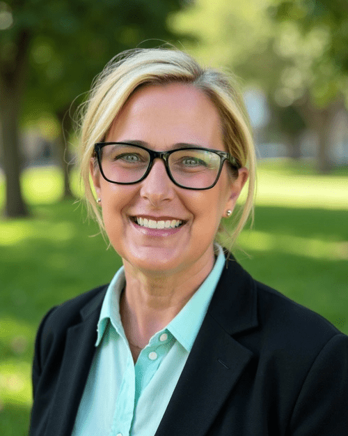 Carole Williams headshot